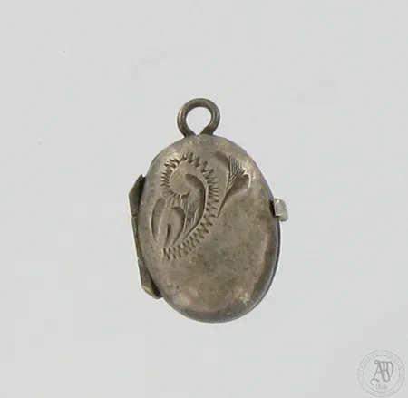 Viallinen riipus, leimaamaton 800, Paino: 0,9 g