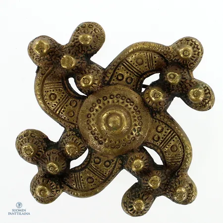 Rintaneula Kalevala Koru, Solki -46, leveys 54mm, pronssia 