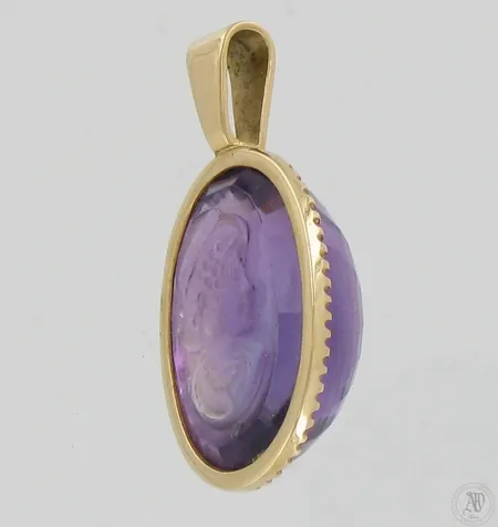 Kiviriipus, korkeus 37mm, 585br, Paino: 10,3 g