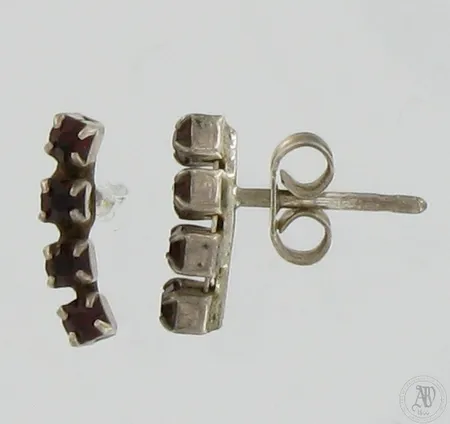 Kivikorvakorut, korkeus 11mm, 800br, Paino: 1 g