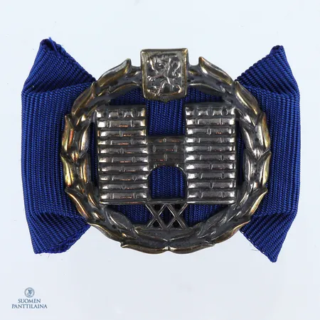 Kunniamerkki, Kaupunkiliitto XX, korkeus 35mm, 925br,  Paino: 8,8 g