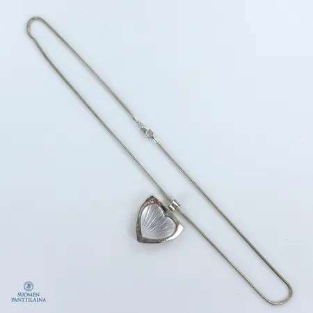 Kaulakoru, Kalevala Koru Rakkaus, ketjun pituus 44,5cm, riipuksen korkeus 31mm, 925br,   Paino: 16,5 g