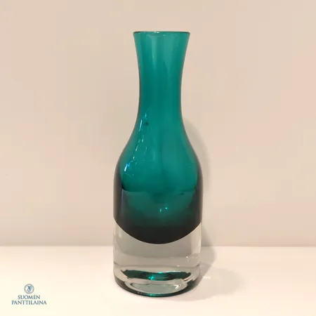 Maljakko, design Tamara Aladin, Riihimäen lasi oy Finland 7350, 