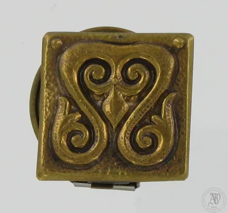 Klipsi-solki 173, Kalevala Koru, korkeus 28mm, pronssia