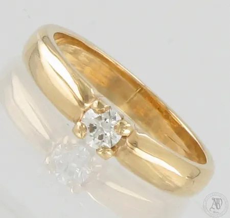 Timanttisormus 1xn.0.18ct, koko 17, leveys 3mm, 585,  Paino: 3,4 g
