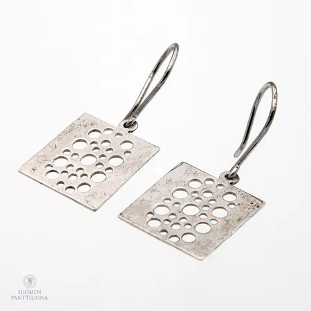 Korvakorut, Pitsi, design Liisa Vitali, korkeus 30mm, 925,  Paino: 2,1 g