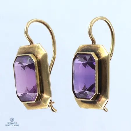 Kivikorvakorut, mitat 12x20mm, 585br,  Paino: 3,3 g