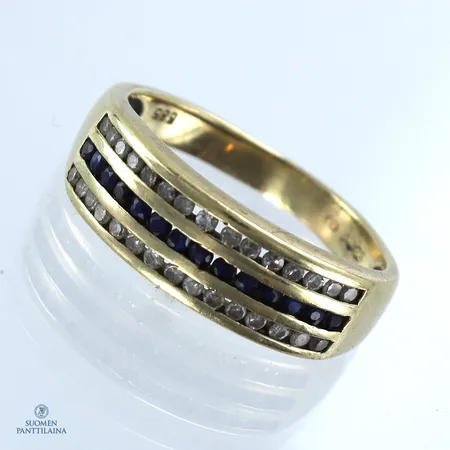 Kivisormus timanteilla 30xn.0.005ct, runko vääntynyt, koko 18, 585br,  Paino: 4 g