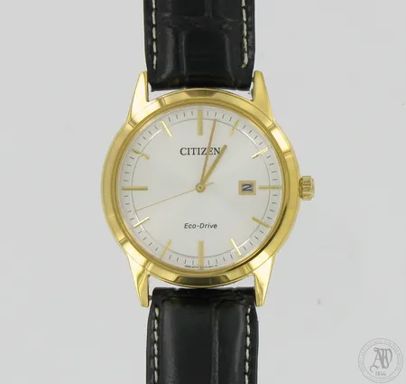 Teräsrannekello Citizen Eco-drive, nahkaranneke, Ø 39mm, sekuntiviisari jätättää.
