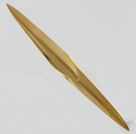 Kirjeveitsi Tapio Wirkkala, pituus 210mm, pronssia. Paino: 0 g