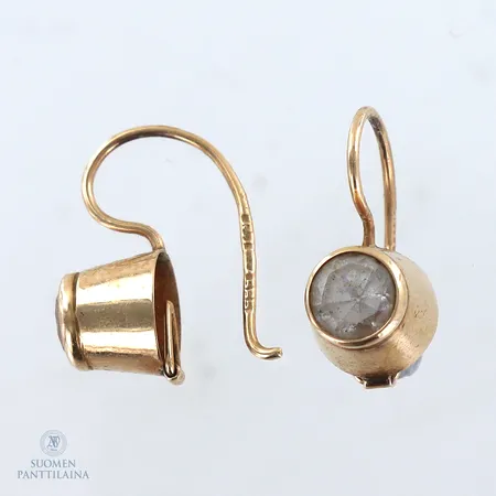Kivikorvakorut, korkeus 16mm, 585br,  Paino: 1,6 g