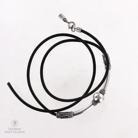 Viallinen kaulakoru, nahka - hopea, 925br,  Paino: 6 g