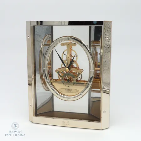 Pöytäkello Seiko, quartz, kaiverrettu, korkeus 200mm, 
