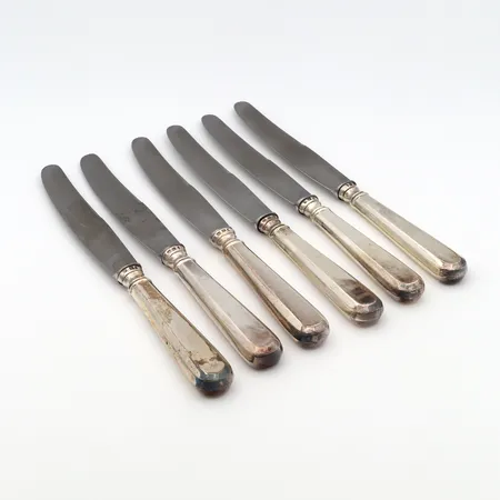 Kuusi veistä, pituus 230mm, 813br,  Paino: 449,7 g