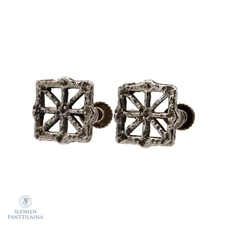 Korvakorut, mitat 13x13mm, Pitsi, design Pentti Sarpaneva, ruuvikiinnitys, 830,  Paino: 4,9 g