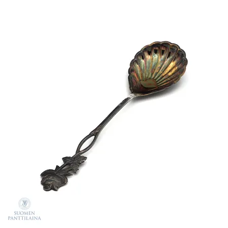 Sokerilusikka, Ruusu, kaiverrettu, pituus 125mm, 813,  Paino: 12,6 g