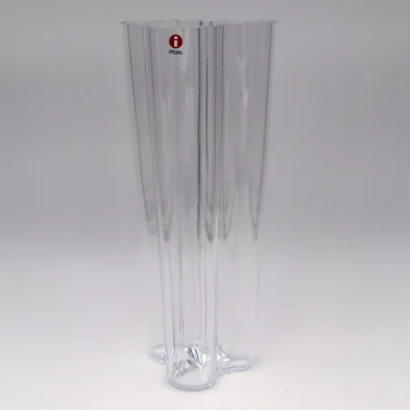 Aalto-maljakko Iittala, korkeus 255mm, design by Alvar Aalto, kirkas