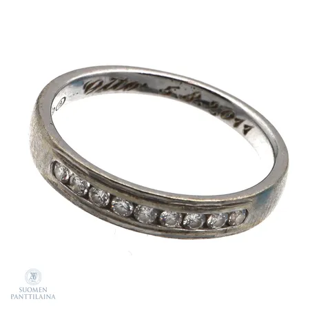 Timanttisormus 9xn.0.015ct, kaiverrettu, koko 16½, 585 valkokulta,  Paino: 2,4 g