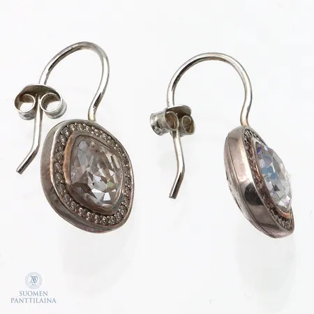 Kivikorvakorut, Thomas Sabo, korkeus 24mm, 925br,  Paino: 6,5 g