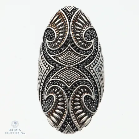 Kivisormus, Thomas Sabo, koko 17, 925br,  Paino: 17,3 g