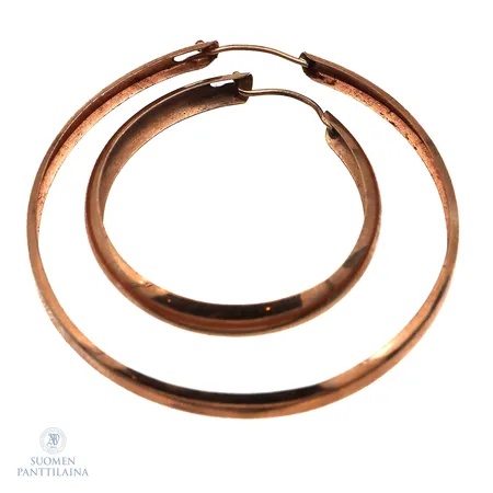 Kaksi korvakorua, Ø28-39mm, 585,  Paino: 2 g