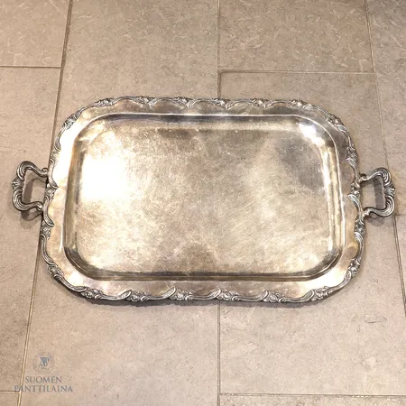 Hopeinen tarjotin, käytön jälkiä, mitat 650x390mm, 925,  Paino: 1613 g