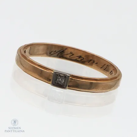 Timanttisormus 1xn.0.005ct, kaiverrettu, koko 17, 750 kelta- ja valkokulta, Paino: 2,2 g