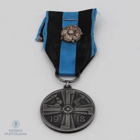Vapaussodan mm 1918 ruusukkeella