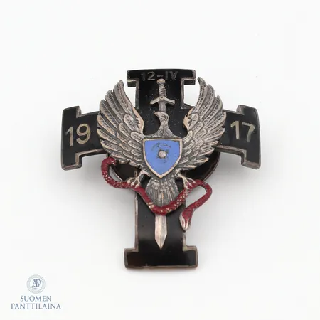Viro: Ratsuväkirykmentin merkki 12-IV (1917). 
