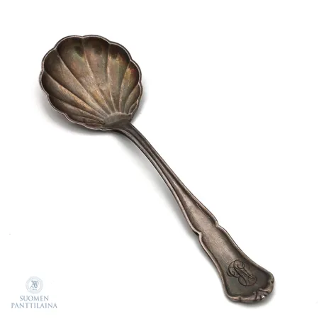 Sokerilusikka, Chippendale, kaiverrettu, pituus 116mm, 830,  Paino: 15 g