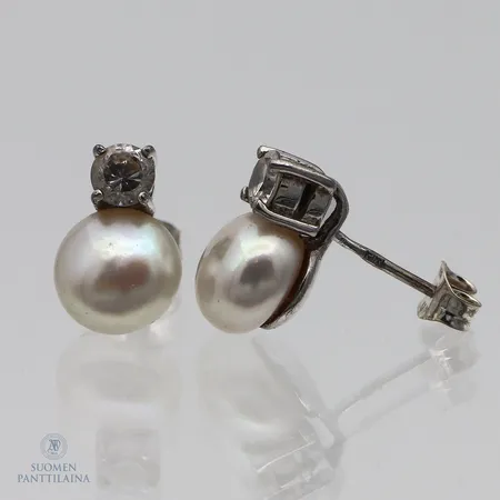 Muovihelmikorvakorut kivillä, korkeus 12,3mm, 925br,  Paino: 3,1 g