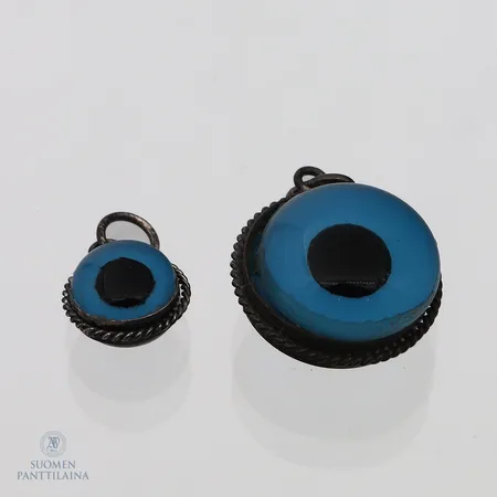 Kaksi riipusta, korkeudet 15-25mm, 800br,  Paino: 4,7 g