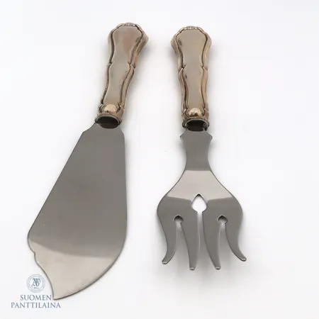 Kakkuveitsi ja -haarukka Chippendale, pituus 22cm ja 21cm, 830br,  Paino: 123 g