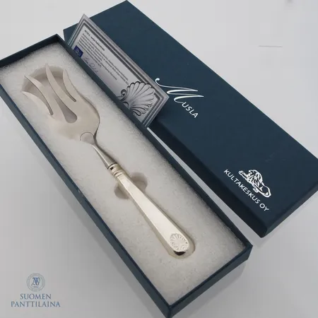 Kakkuatrain, Musla, pituus 200mm, 830br,  Paino: 77,4 g