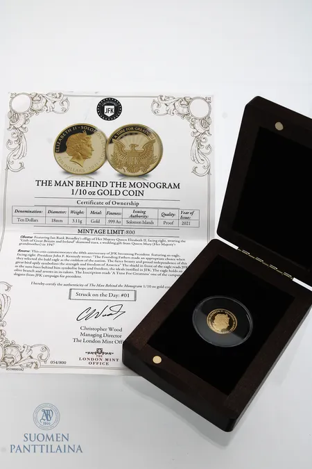 Kultaraha, 10 dollaria, 'The man behind the monogram', 2021, 1/10 OZ, 999,  Paino: 3,1 g