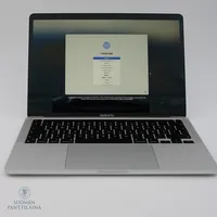 Apple MacBook Pro 13 M1, 265GT, malli A2338 ja virtajohto  