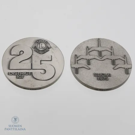 Kaksi mitalia Lions International 25, district 107, Suomi 1975, Ø 50mm, 925,   Paino: 149,2 g