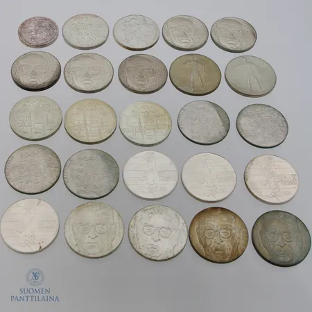 25 juhlarahaa, nimellisarvo 520 markkaa, Kalevala 150 vuotta, EMX Helsinki 1971, J. K. Paasikivi ym. 500-900,   Paino: 580,5 g