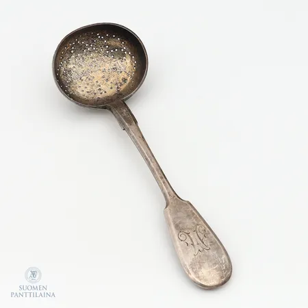 Otinlusikka, kaiverrettu, pituus 173mm, leima 84,  Paino: 74,3 g
