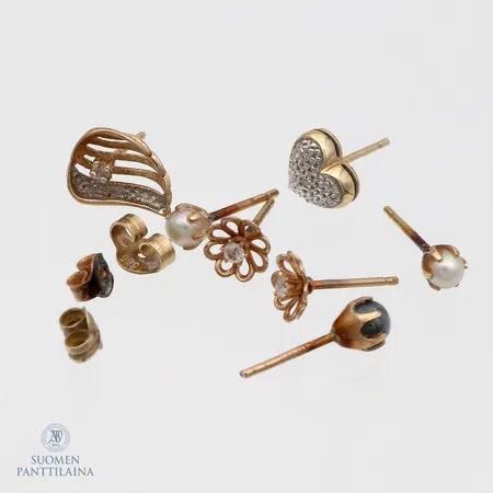 Korvanappeja, 585br,  Paino: 2,6 g