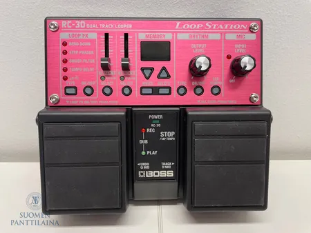 Pedaali Boss RC-30 Loop Station 