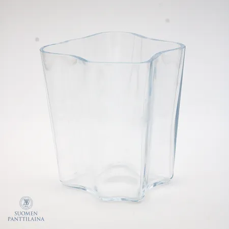 Aalto-maljakko, Iittala, korkeus 150mm, kirkas