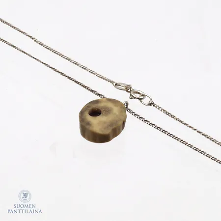 Kaulakoru kiviriipuksella, ketjun pituus 41,5cm, riipuksen korkeus 20mm, 925br, Paino: 3,4 g