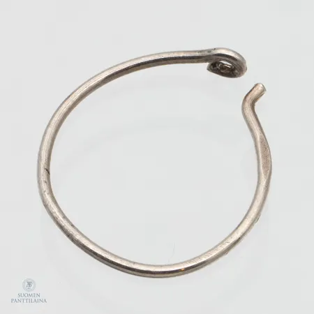 Korvakoru, korkeus 16mm, 830,  Paino: 0,3 g