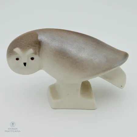 Pöllö, Arabia, Lillemor Mannerheim-Klingspor, signeerattu Lillemor, WWF:lle. korkeus 120mm 