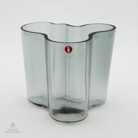 Aalto -maljakko, korkeus 95mm, harmaa, laserkaiverrus Alvar Aalto