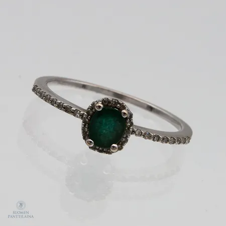 Kivisormus timanteilla 32xn.0.005ct, koko 17, 585br valkokulta,  Paino: 1,6 g