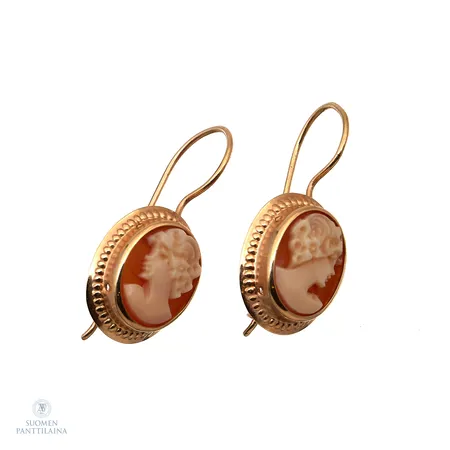 Camee-korvakorut, korkeus 23mm, 585br,  Paino: 1,4 g
