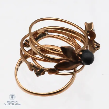 Viallisia sormuksia, 585br,  Paino: 5,8 g