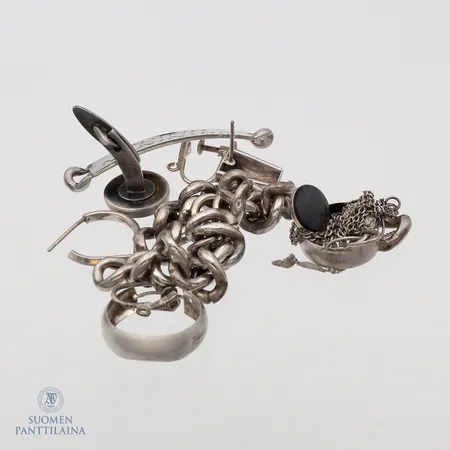 Viallisia hopea koruja, 813-925br,  Paino: 30,3 g